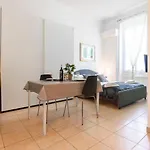 Deluxe Studio, Wi-fi, Self Check-in, Air Condition Apartman Milánó