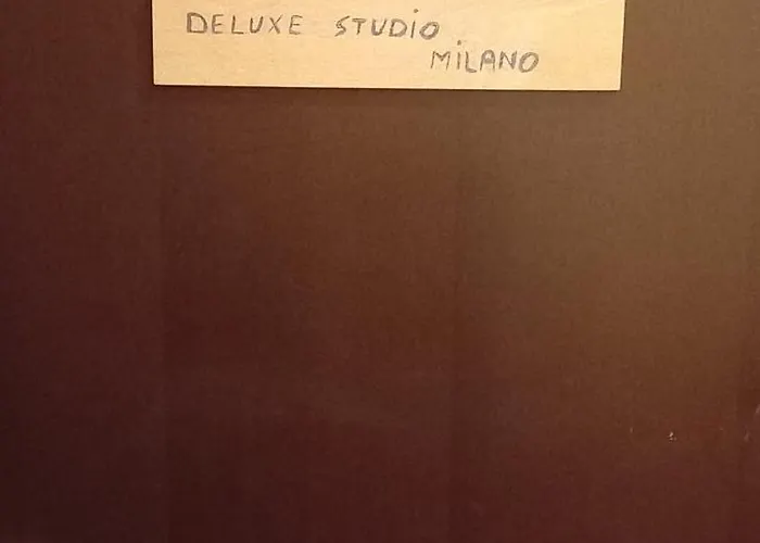 Deluxe Studio, Wi-fi, Self Check-in, Air Condition Apartment