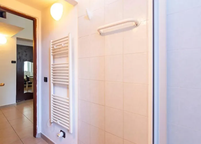 Deluxe Studio, Wi-fi, Self Check-in, Air Condition Милан
